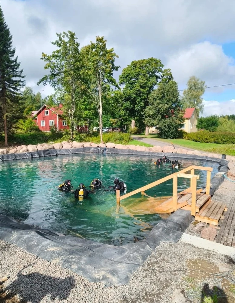 Sukelluskoutus.fi sukelluslampi allasharjoittelua varten